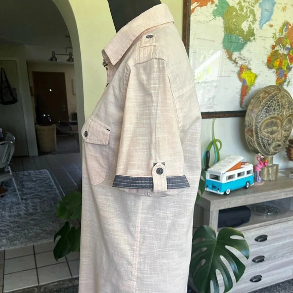 Free Planet button down shirt - Picture 3 of 8